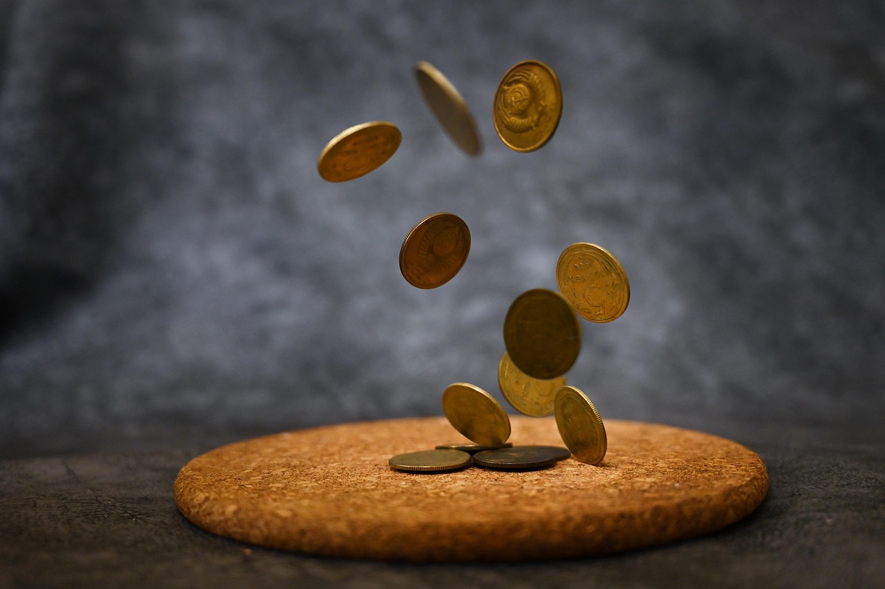 Coins, money, finance — How Tornadocash Helps Maintain Confidentiality in Crypto Transfers